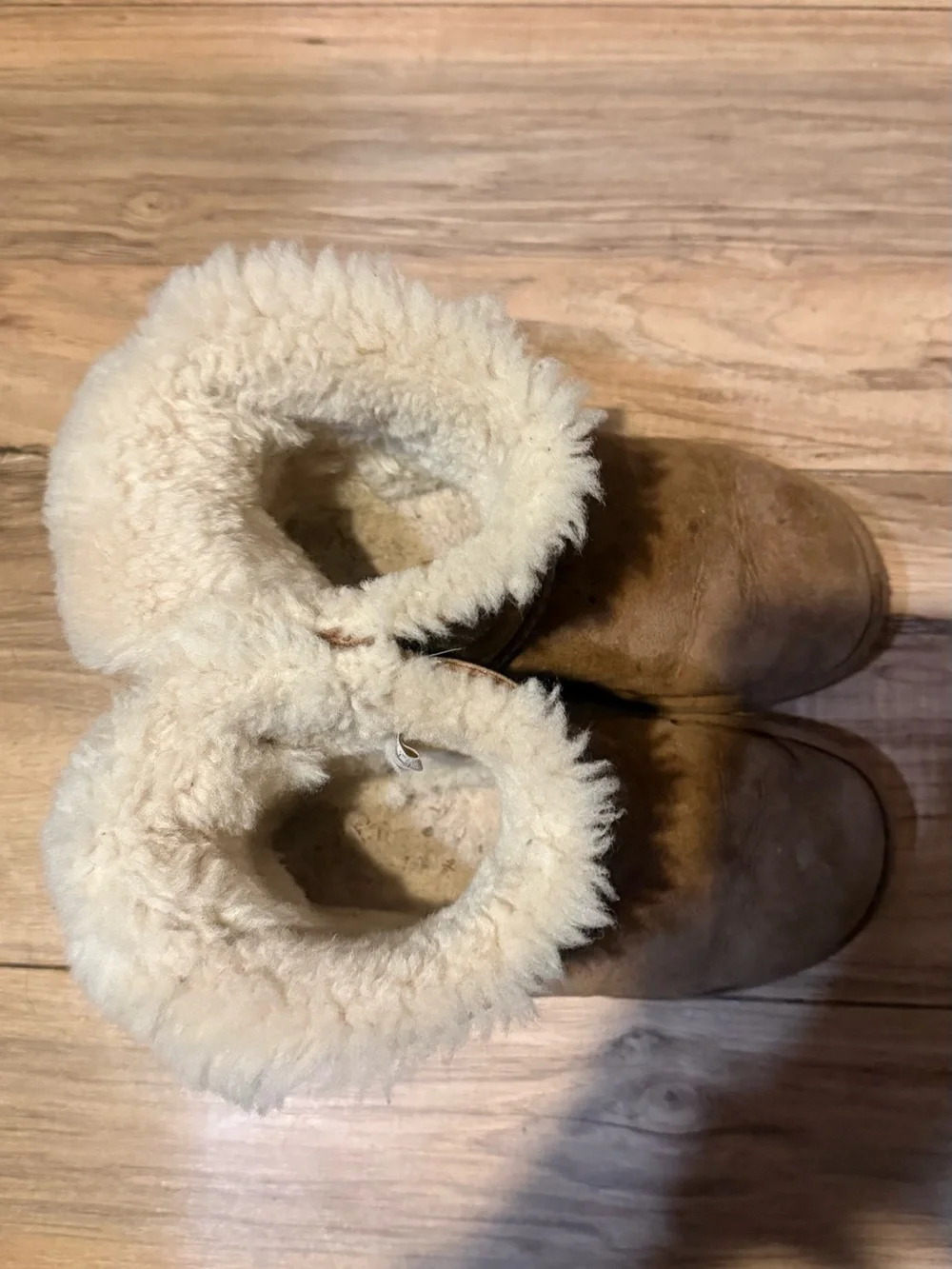 UGG kids Short Shearling-Lined Jeans in Taupe